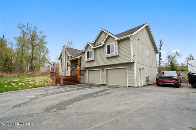 2375 N Comanche Trail, Palmer, AK 99645