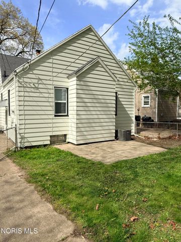 2133 Loxley Road, Toledo, OH 43613