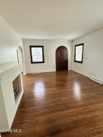 2133 Loxley Road, Toledo, OH 43613