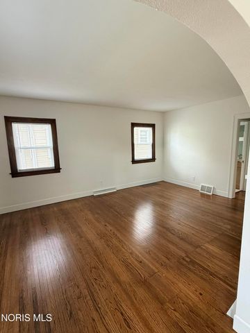 2133 Loxley Road, Toledo, OH 43613