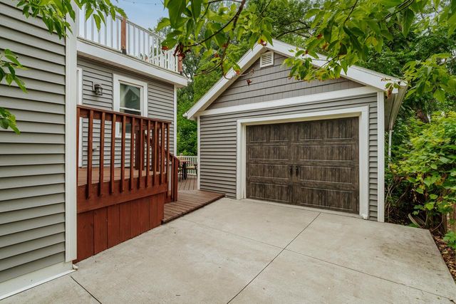N9199 Deer Path ROAD, East Troy, WI 53120