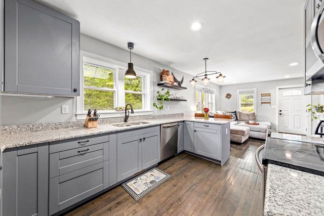 N9199 Deer Path ROAD, East Troy, WI 53120