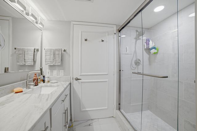 6149 Pointe Regal Circle 104, Delray Beach, FL 33484