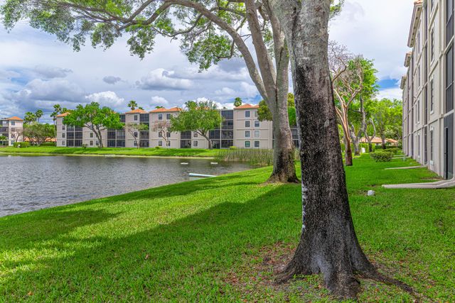 6149 Pointe Regal Circle 104, Delray Beach, FL 33484