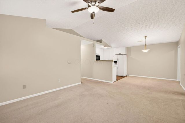 6677 Eagle Ridge Lane, 14D, Canal Winchester, OH 43110