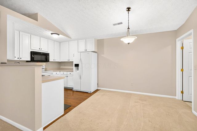 6677 Eagle Ridge Lane, 14D, Canal Winchester, OH 43110