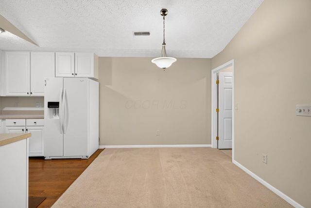 6677 Eagle Ridge Lane, 14D, Canal Winchester, OH 43110