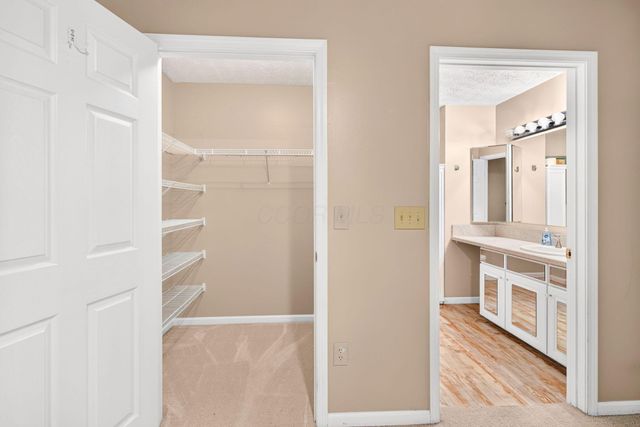 6677 Eagle Ridge Lane, 14D, Canal Winchester, OH 43110