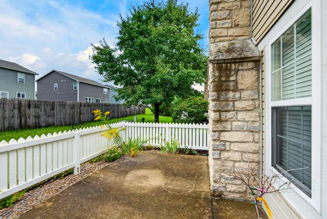 6677 Eagle Ridge Lane, 14D, Canal Winchester, OH 43110