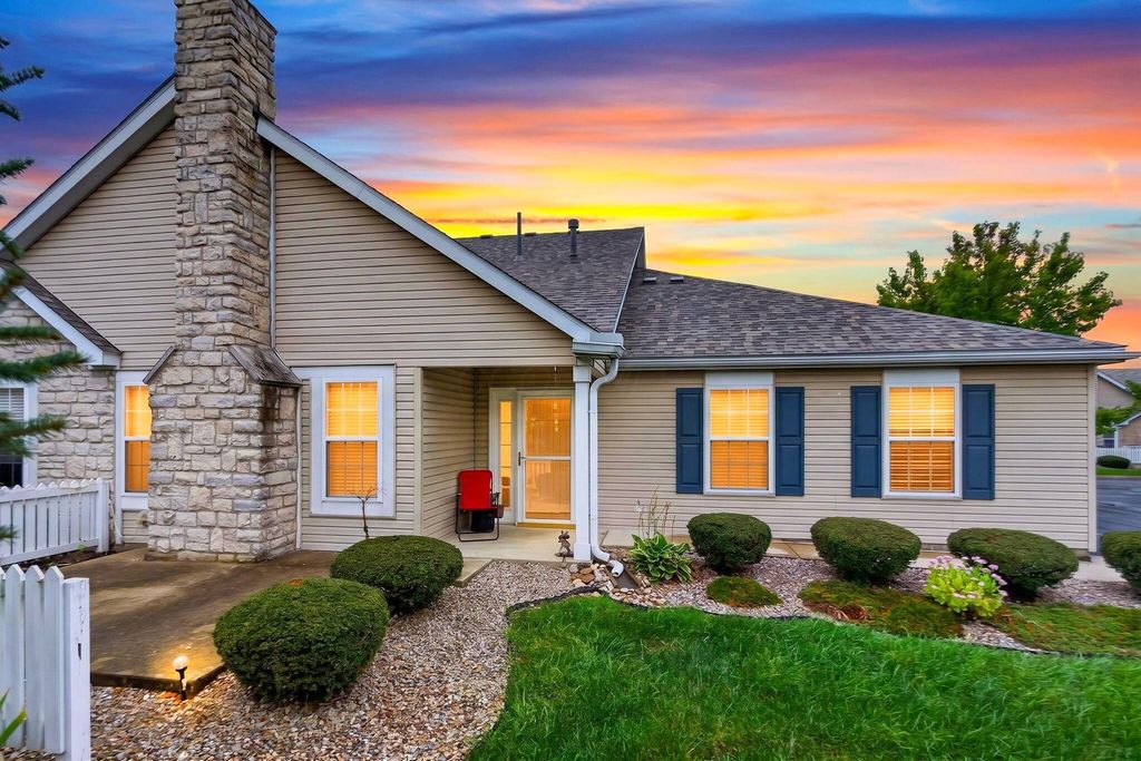 6677 Eagle Ridge Lane, 14D, Canal Winchester, OH 43110
