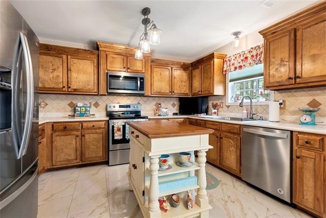 1812 Maxey Lane, Winder, GA 30680