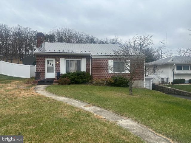 1105 HOLLAND ST, Cumberland, MD 21502