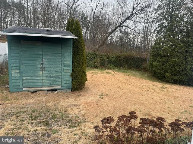 1105 HOLLAND ST, Cumberland, MD 21502