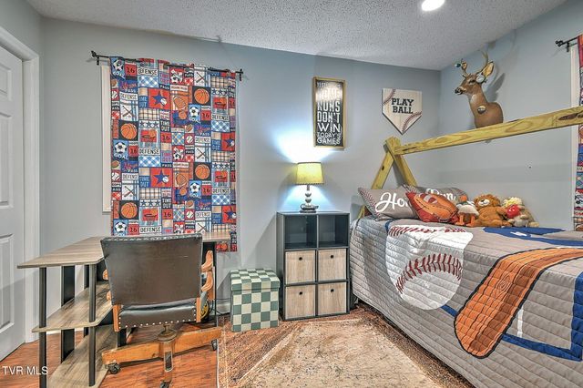 2344 Stuart Drive, Kingsport, TN 37664