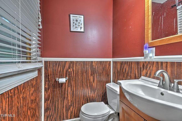 2344 Stuart Drive, Kingsport, TN 37664