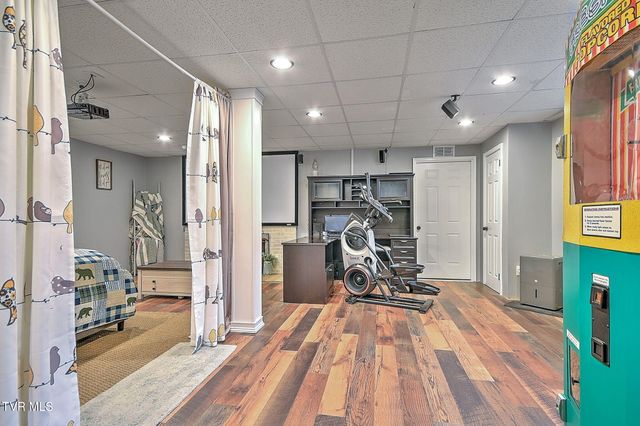 2344 Stuart Drive, Kingsport, TN 37664