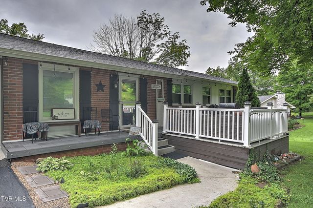 2344 Stuart Drive, Kingsport, TN 37664