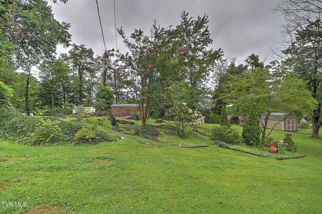 2344 Stuart Drive, Kingsport, TN 37664