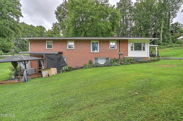 2344 Stuart Drive, Kingsport, TN 37664