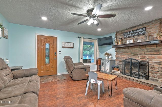 2344 Stuart Drive, Kingsport, TN 37664