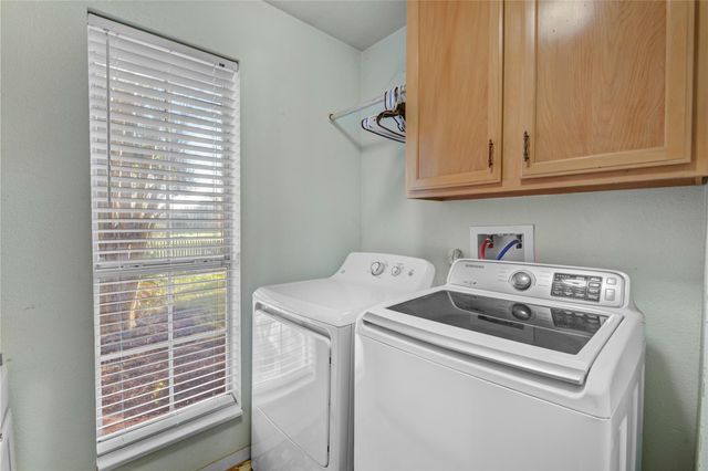 21503 Pecan Bend Road, Damon, TX 77430