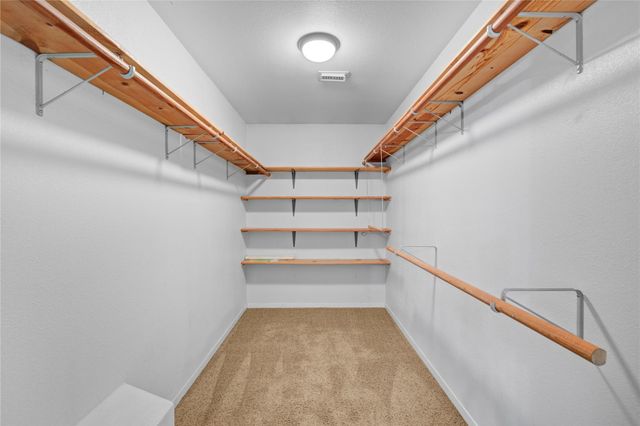 21503 Pecan Bend Road, Damon, TX 77430