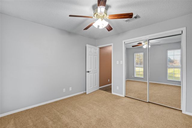 21503 Pecan Bend Road, Damon, TX 77430