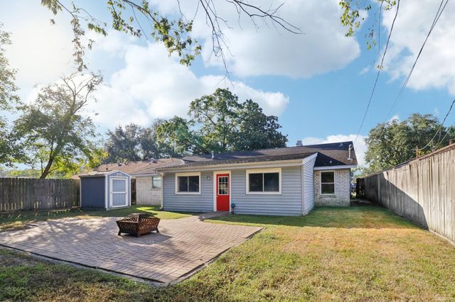 11118 Cedarview Lane, Houston, TX 77041