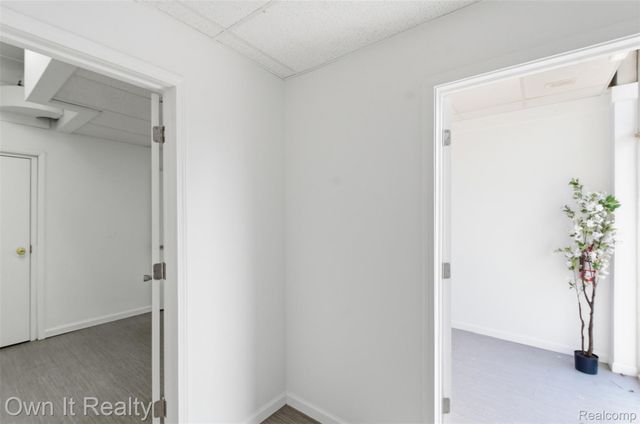 15324 W Michigan Avenue, Dearborn, MI 48126