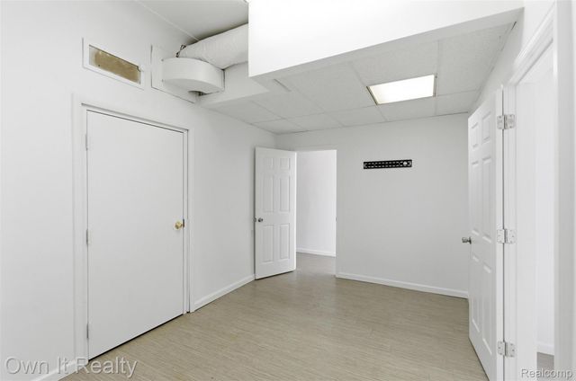 15324 W Michigan Avenue, Dearborn, MI 48126