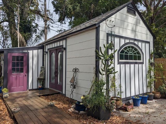 735 26TH AVENUE S, St Petersburg, FL 33705
