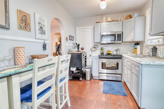735 26TH AVENUE S, St Petersburg, FL 33705