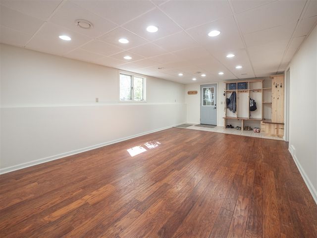 4115 S Van Kal Street, Mattawan, MI 49071