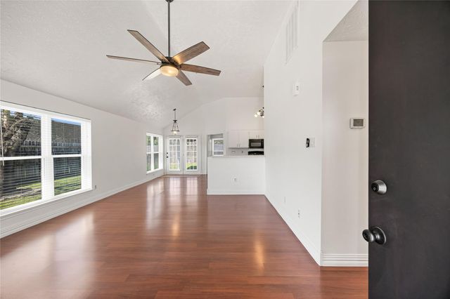 14914 Mauna Loa Lane, Houston, TX 77040