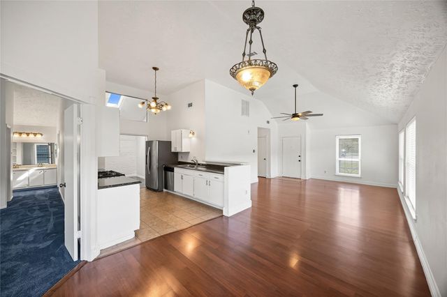 14914 Mauna Loa Lane, Houston, TX 77040