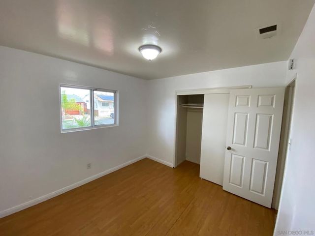 864 Glencoe Dr, San Diego, CA 92114