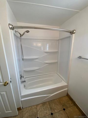 864 Glencoe Dr, San Diego, CA 92114