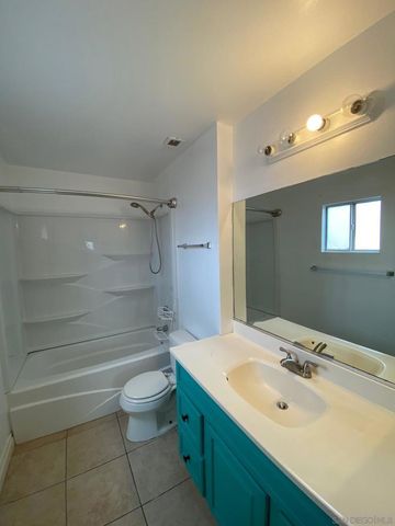 864 Glencoe Dr, San Diego, CA 92114