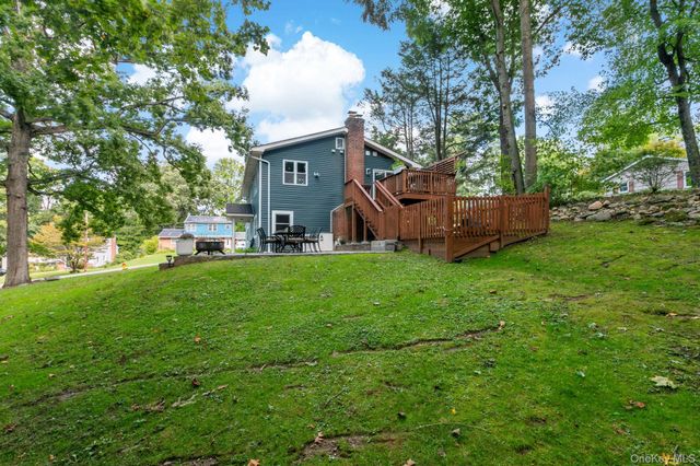 42 Park Drive, Cortlandt Manor, NY 10567