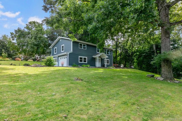 42 Park Drive, Cortlandt Manor, NY 10567