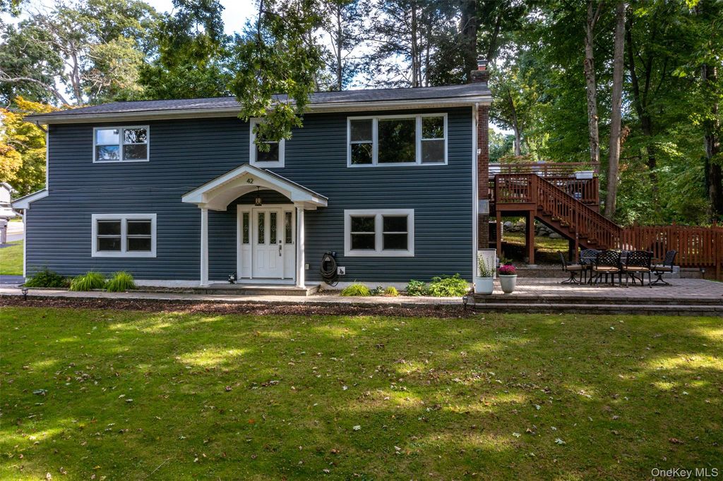 42 Park Drive, Cortlandt Manor, NY 10567 — photo 3