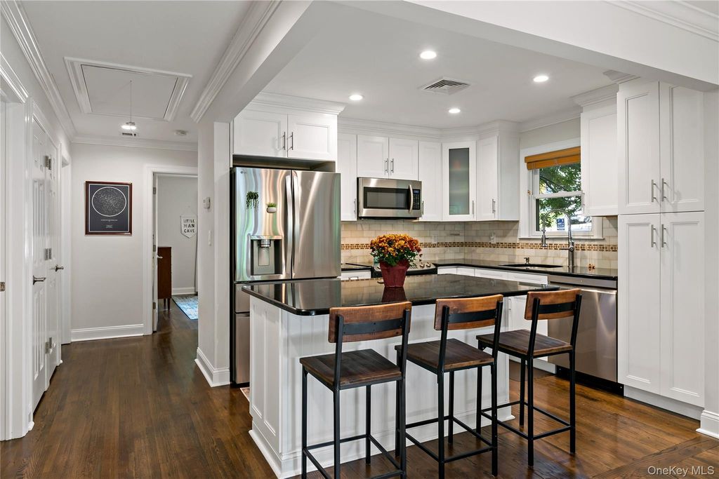 42 Park Drive, Cortlandt Manor, NY 10567 — photo 4