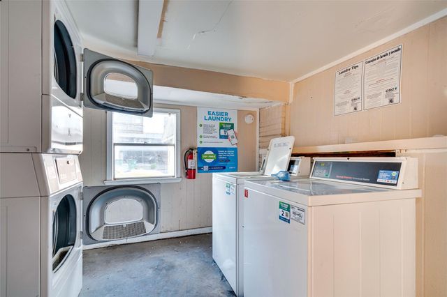 307 E 31 ST 107, Austin, TX 78705