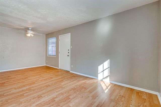 307 E 31 ST 107, Austin, TX 78705