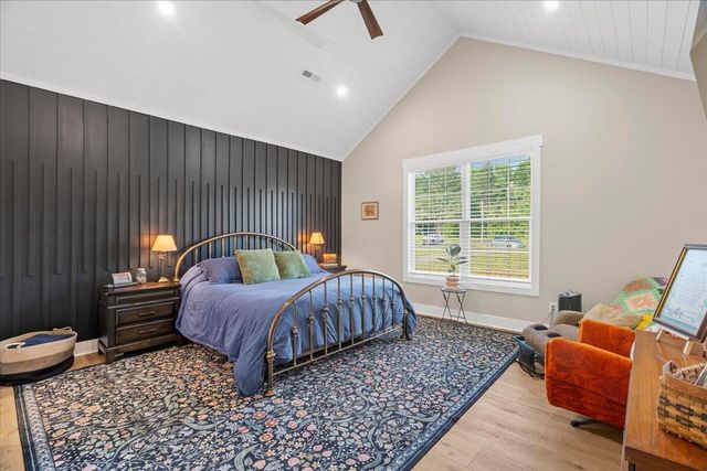 816 Gordon Pond Road, Lafayette, GA 30728
