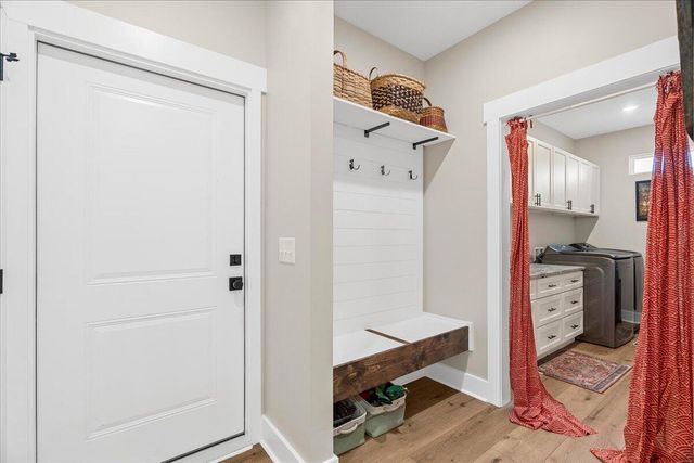 816 Gordon Pond Road, Lafayette, GA 30728