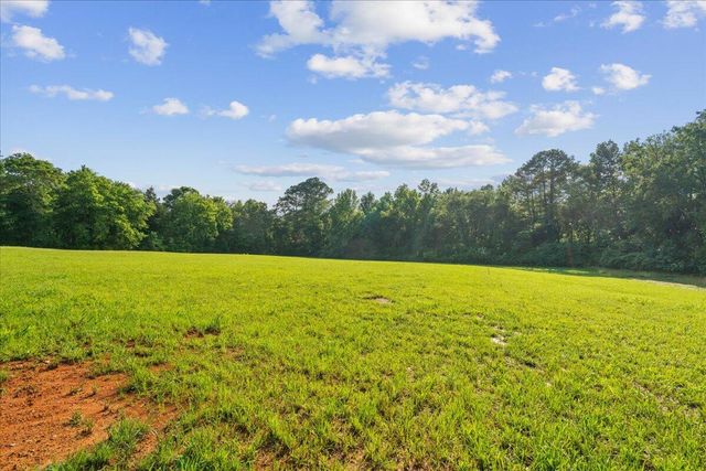 816 Gordon Pond Road, Lafayette, GA 30728