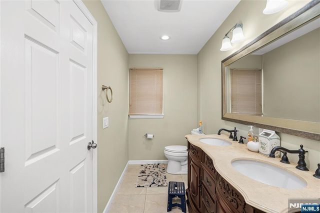 813 Morton Street, East Rutherford, NJ 07073