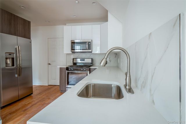 1501 Teller Avenue, Bronx, NY 10457