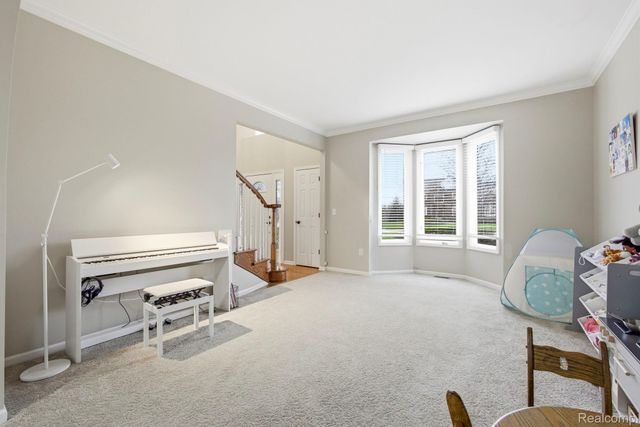 3772 Fawn Drive, Oakland Charter Township, MI 48306